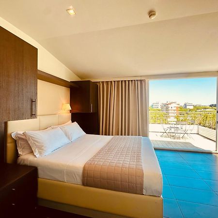 Hotel Miramare - Spa & Suites - Free Breakfast & Brunch Until 13-00 Червия Экстерьер фото